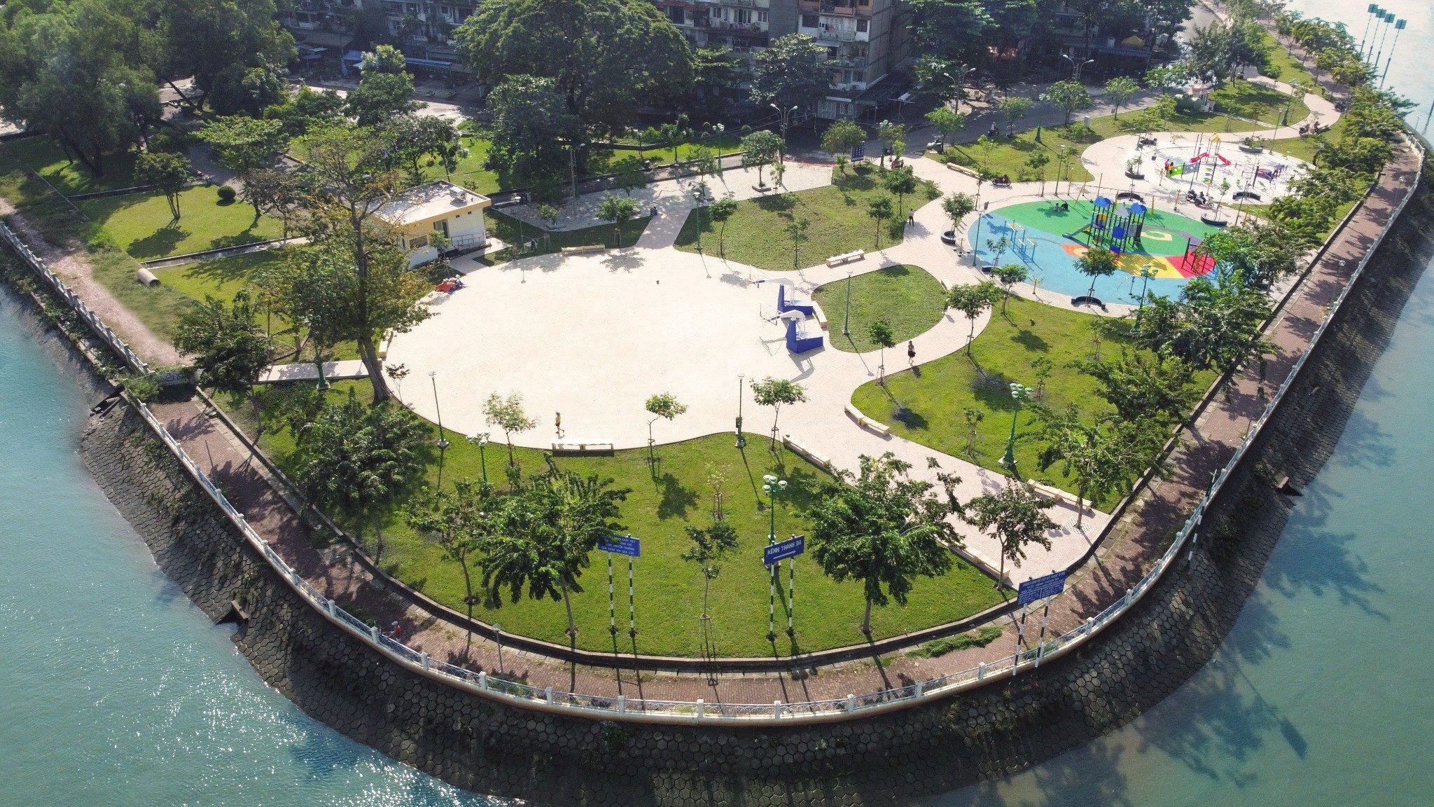 cong-vien-thanh-da-1